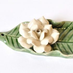 Duftstäbchenhalter Räucherstäbchenhalter Keramik Blüte Weiß 15cm