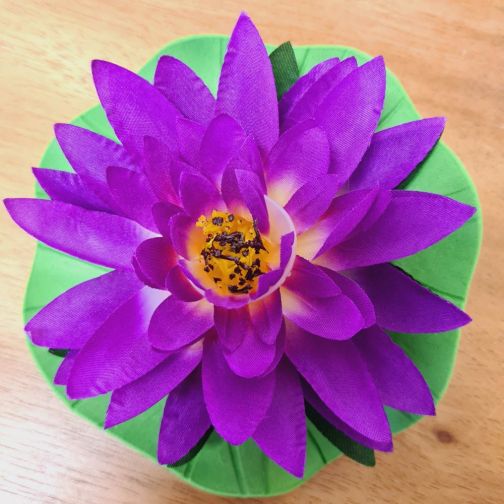 Flowers artificial flowers lotus water lily, middle 13cm purple